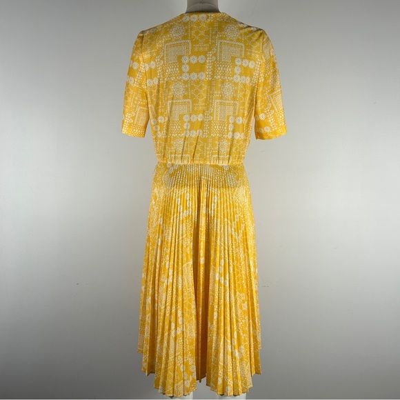 ❤️ Vintage Made in Canada Chic Yellow Patterned Midi Dress - Picture 3 of 12
